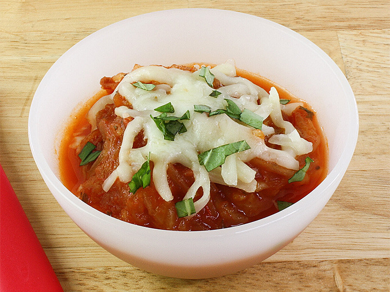 Roasted Spaghetti Squash with Tomato Sauce